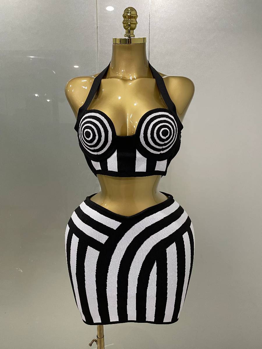 Robe Blanc Et Noir Courte Moulante À Rayures Graphiques – Image 6