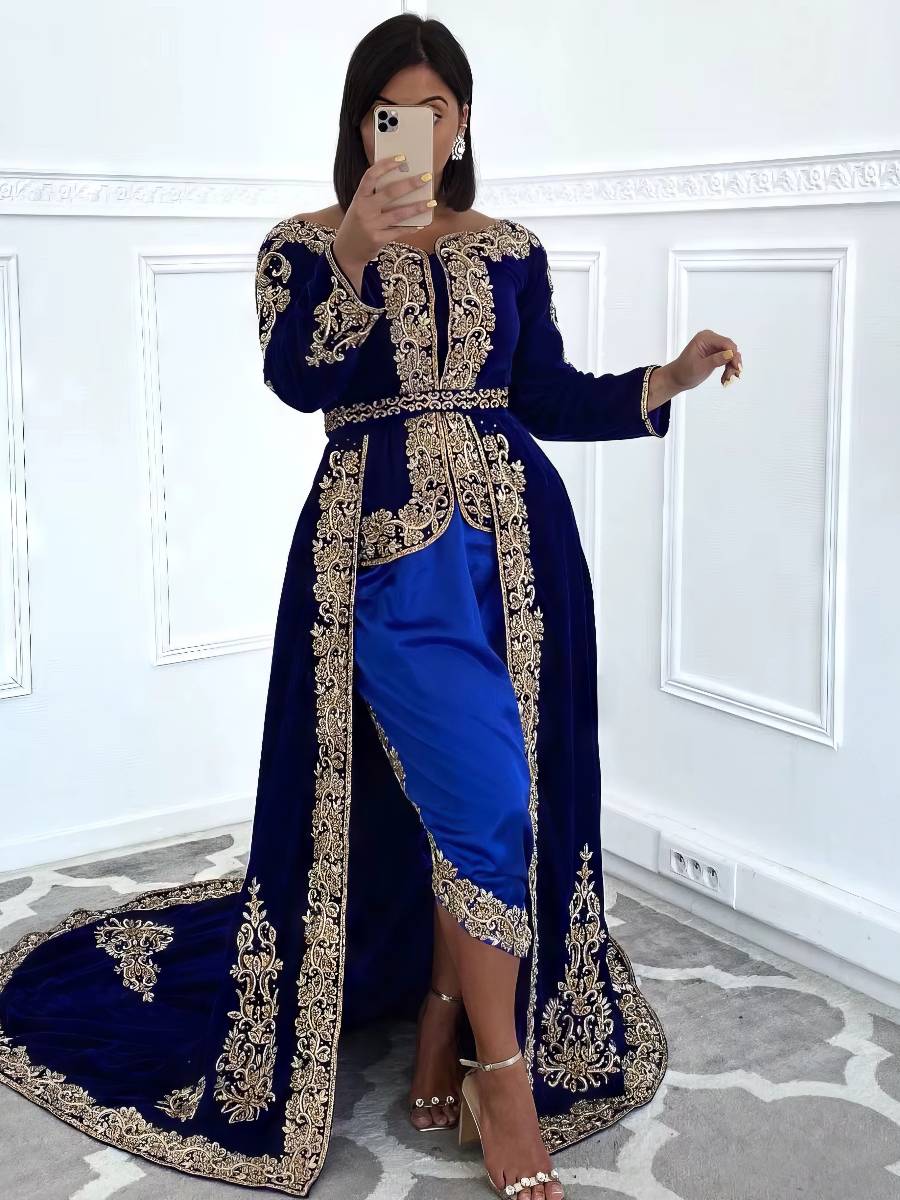 Robe Bleu Et Doré Longue Brodée Style Caftan