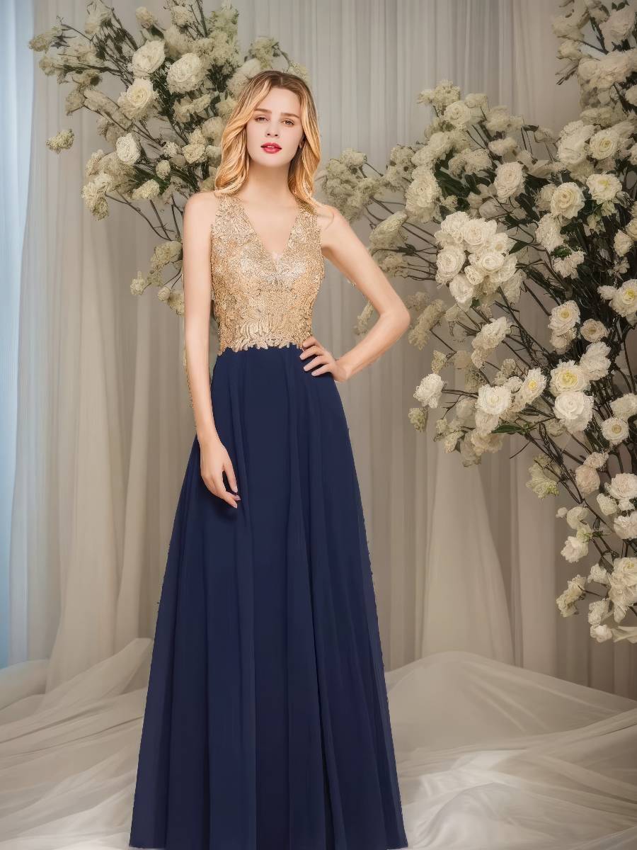 Robe Bleu Et Doré Longue Décolleté Brodé Élégante – Image 5