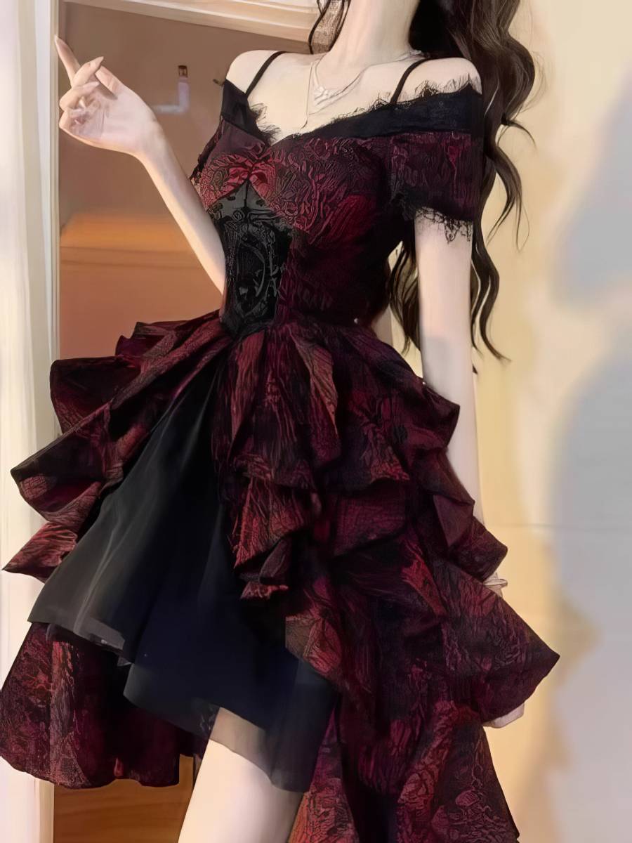 Robe Gothique Noir Et Rouge Style Romantique Sombre – Image 4