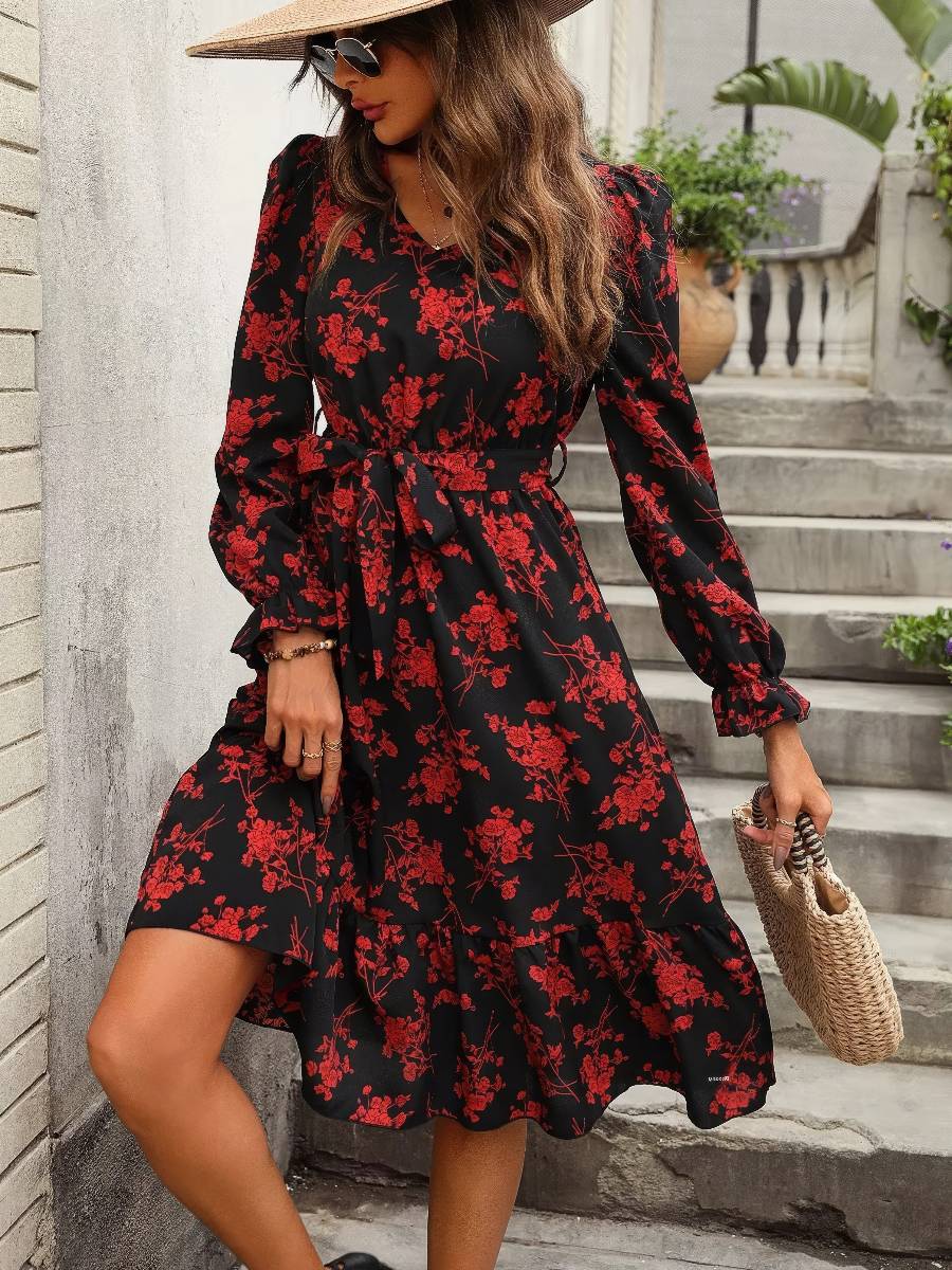 Robe Noir Et Rouge Imprimé Fleurs Rouges Fines