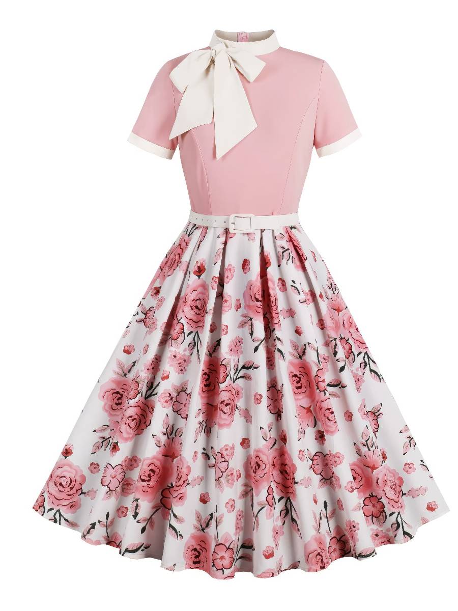 Robe Rose Pâle Et Blanc À Fleurs Style Vintage Années 50
